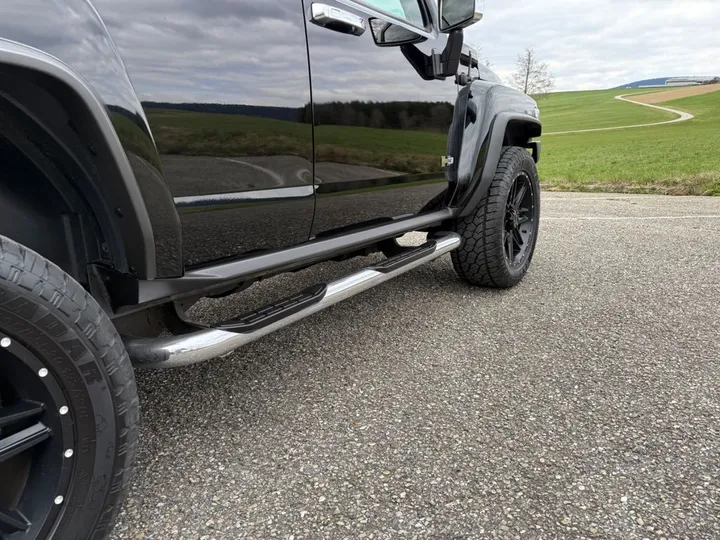 Hummer H3