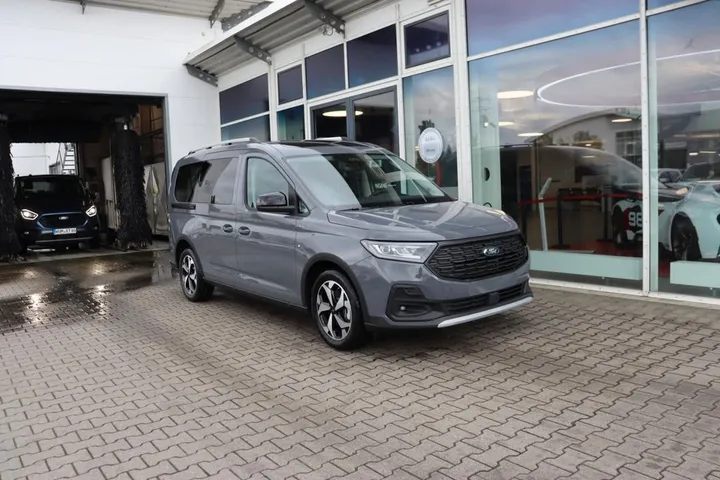 Ford Grand Tourneo