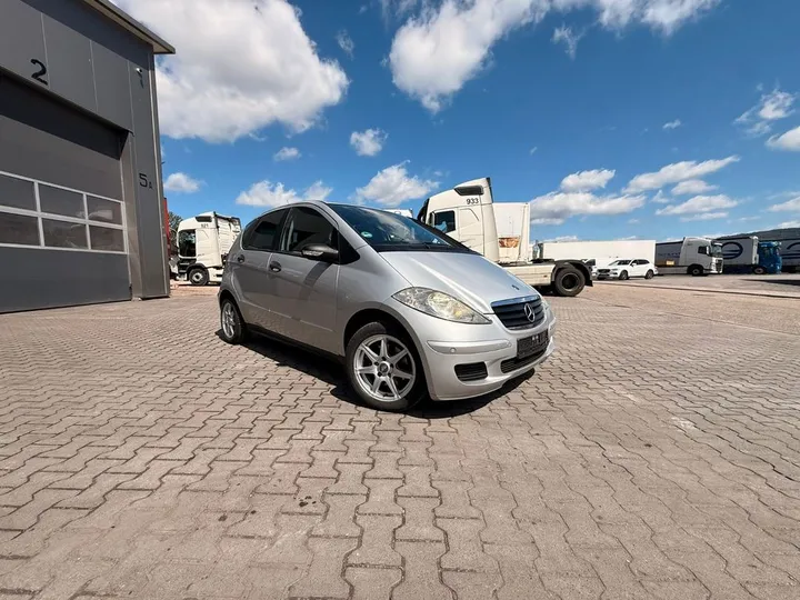 Mercedes-Benz A 160