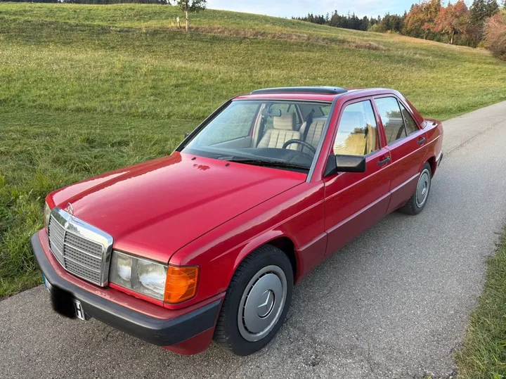 Mercedes-Benz 190