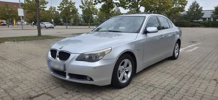 BMW 520