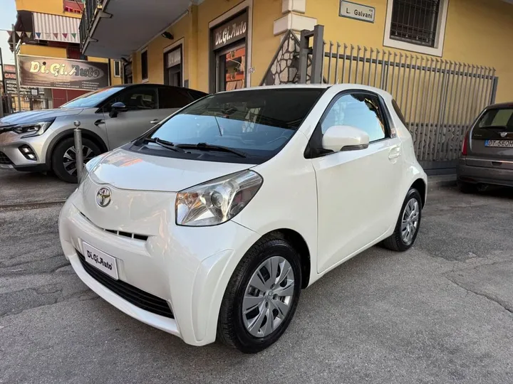 Toyota IQ