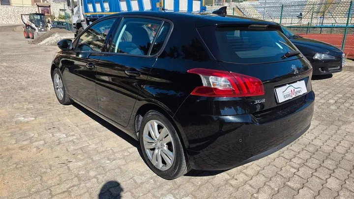 Peugeot 308