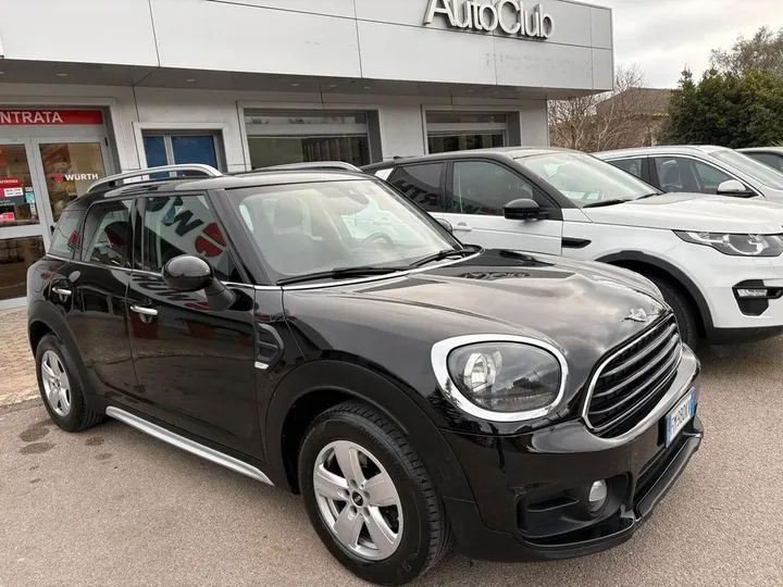 MINI One D Countryman