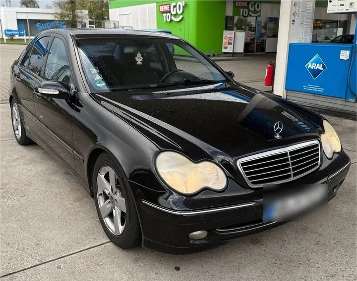Mercedes-Benz C 200