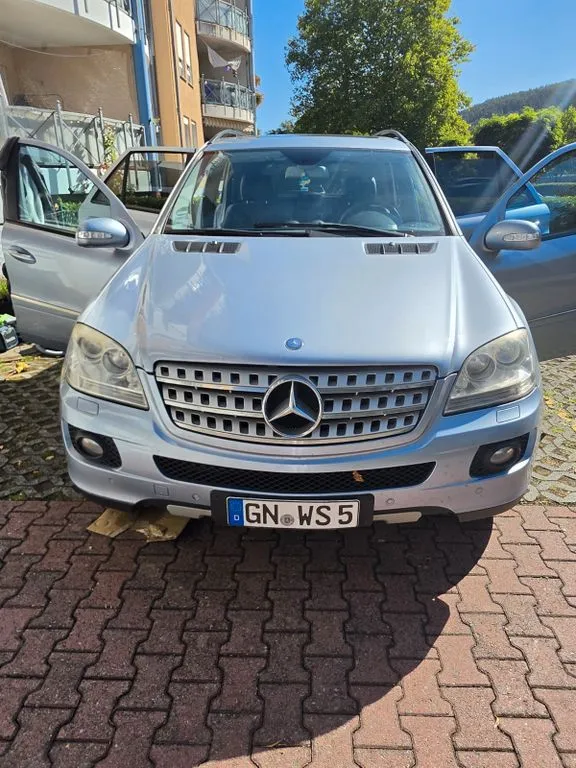 Mercedes-Benz ML 350