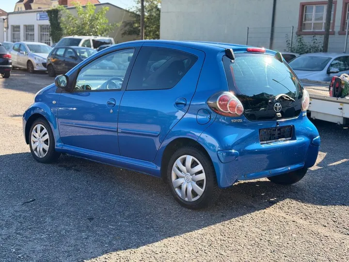 Toyota Aygo (X)