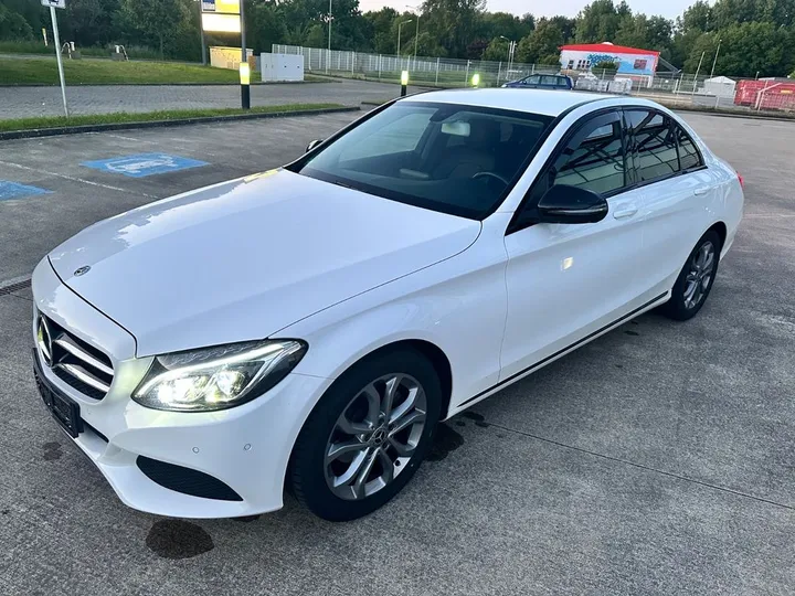 Mercedes-Benz C 180