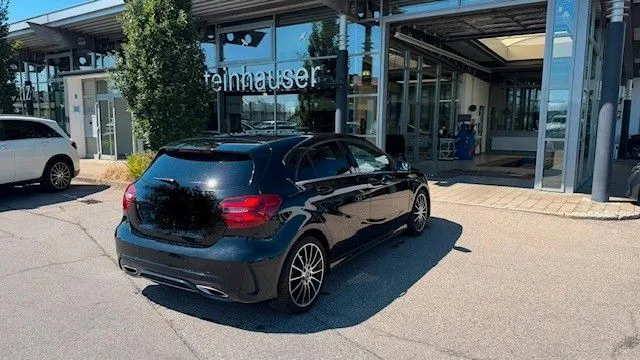 Mercedes-Benz A 180