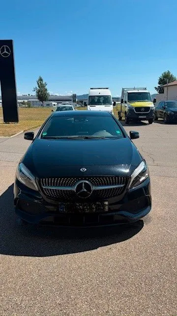 Mercedes-Benz A 180
