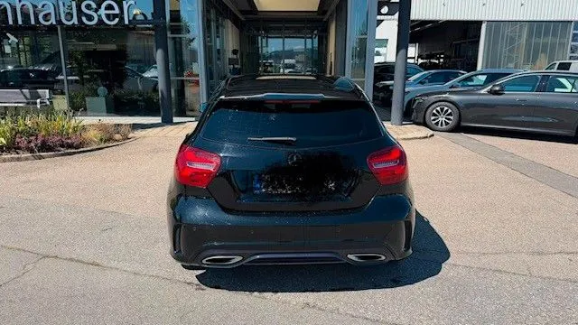 Mercedes-Benz A 180