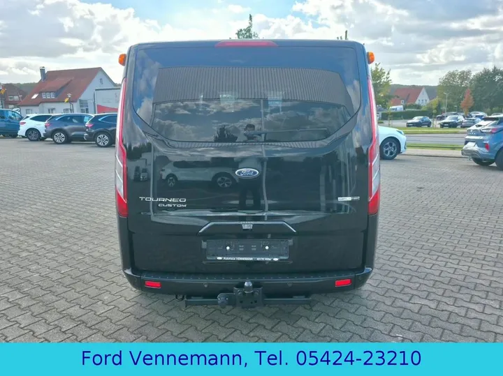 Ford Tourneo Custom