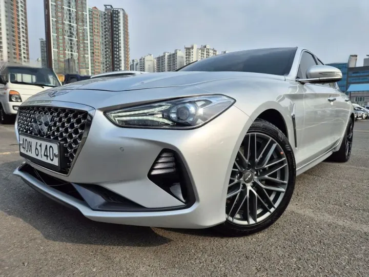Genesis G70