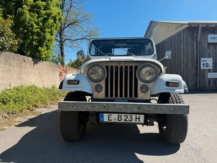 Jeep CJ