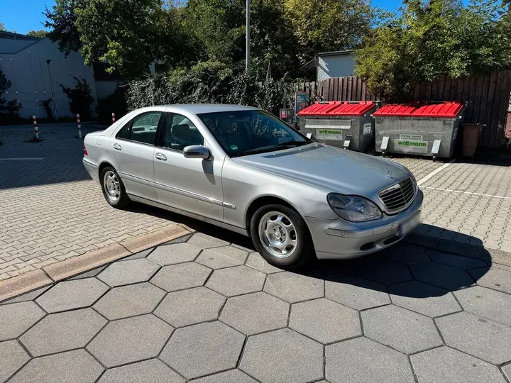 Mercedes-Benz S 320