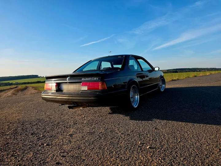 BMW 635