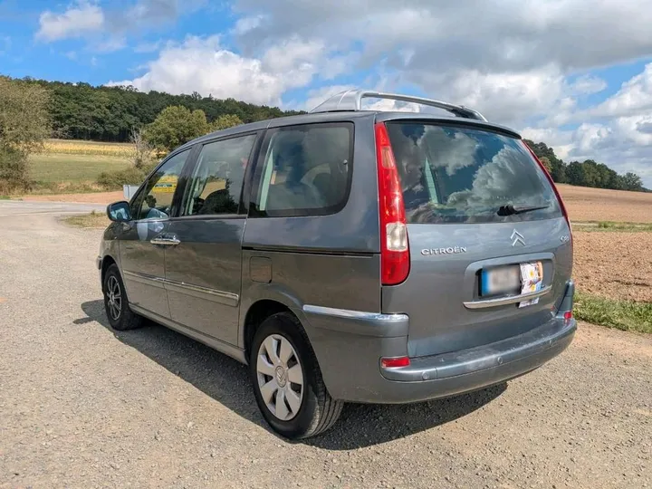 Citroën C8