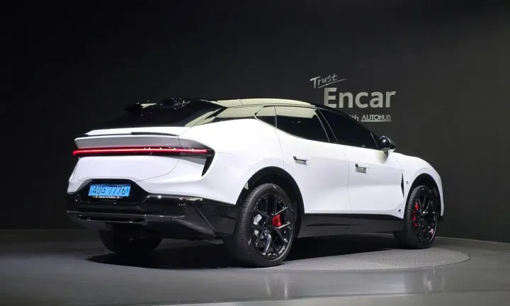 Lotus Eletre