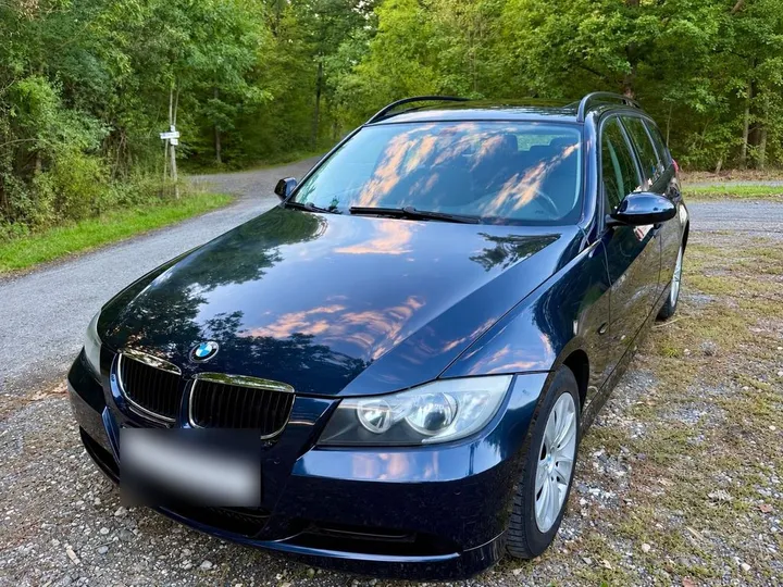 BMW 320