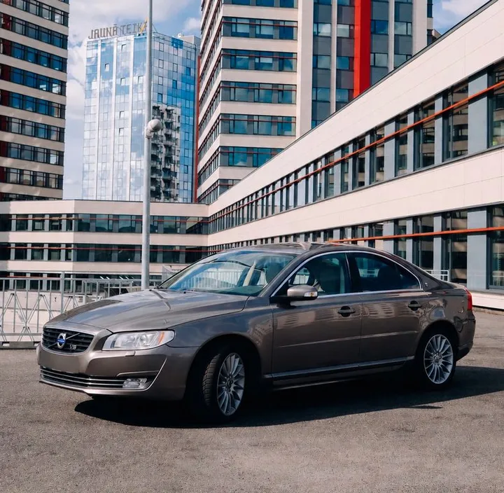 Volvo S80