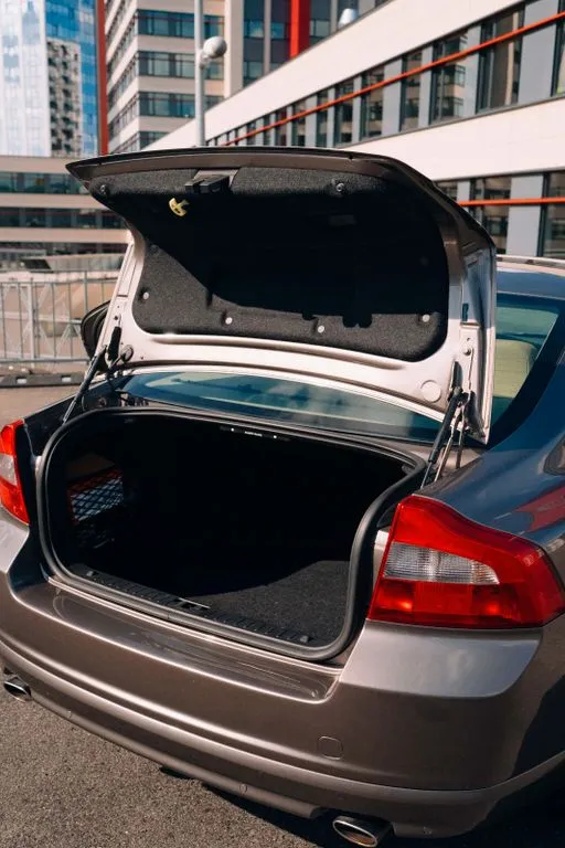 Volvo S80