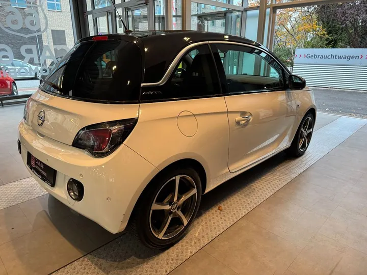 Opel Adam