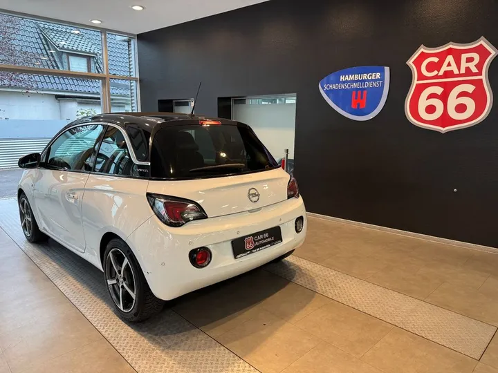 Opel Adam