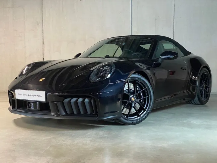 Porsche 992