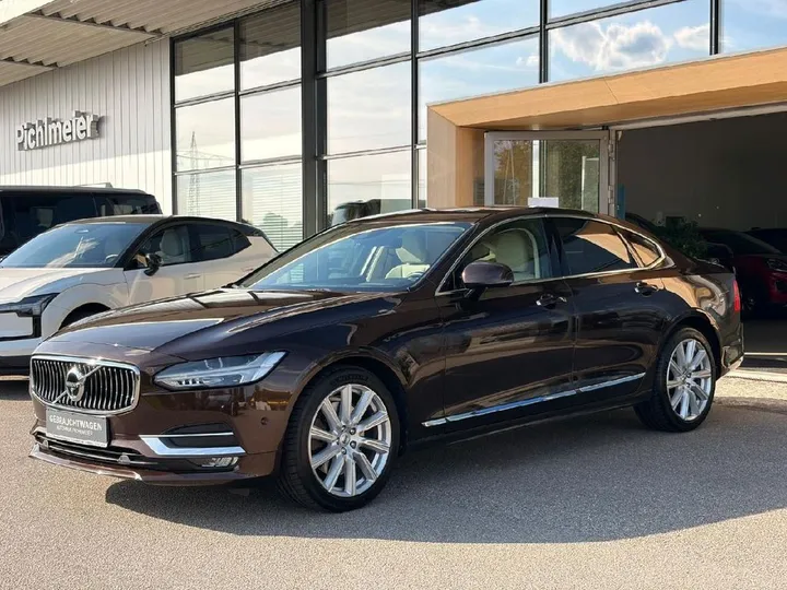 Volvo S90