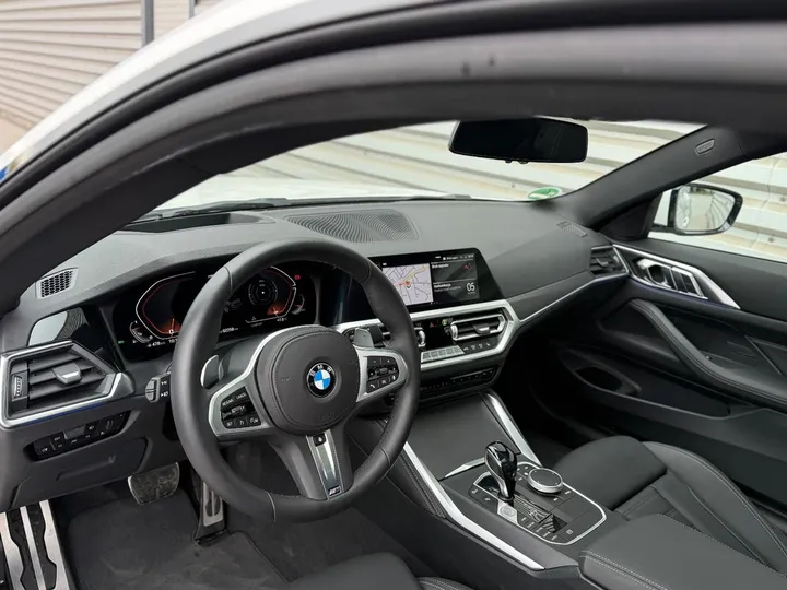 BMW M440