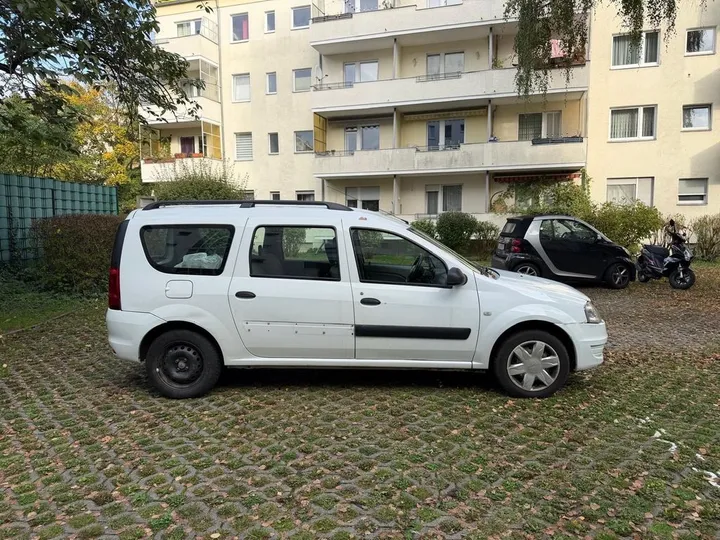 Dacia Logan