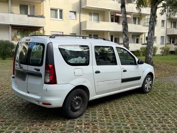 Dacia Logan