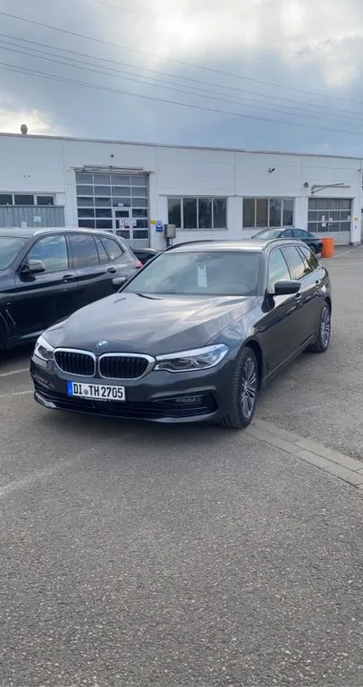 BMW 530