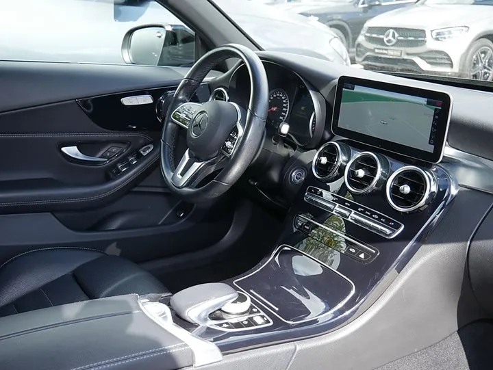 Mercedes-Benz C 220