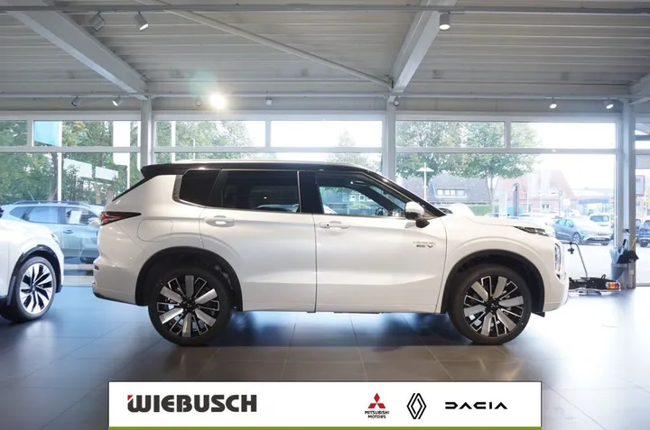 Mitsubishi Plug-in Hybrid Outlander