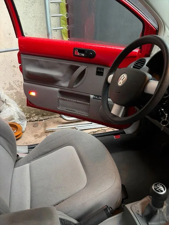 Volkswagen New Beetle