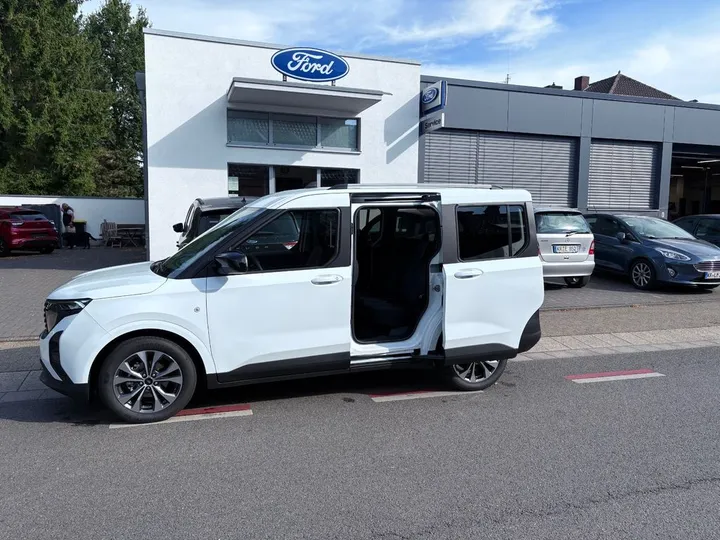 Ford Tourneo Courier