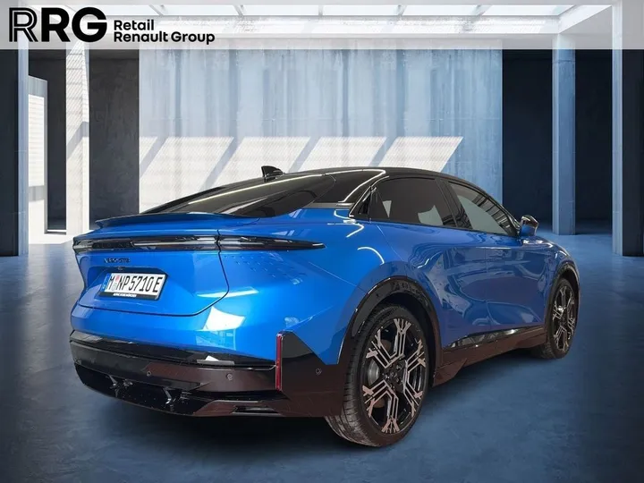 Alpine A390