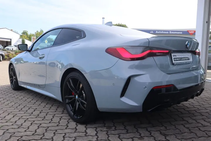 BMW M440