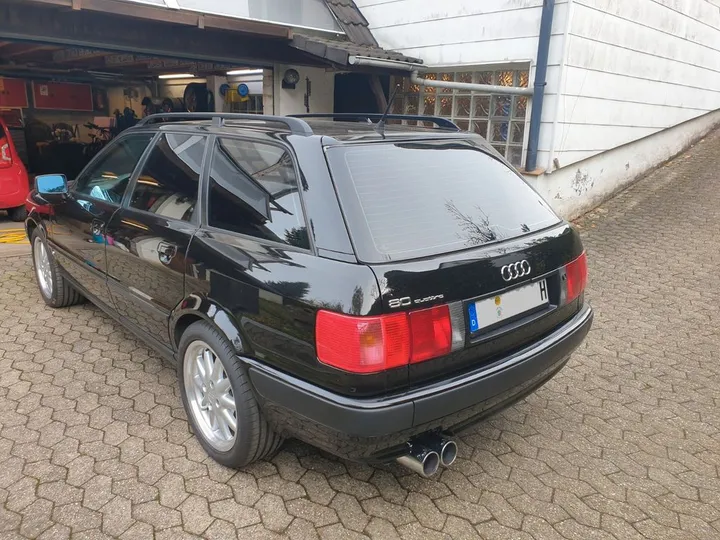 Audi 80