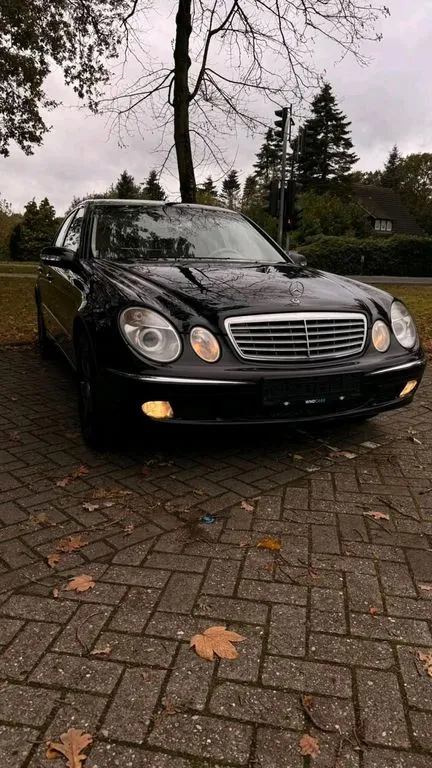 Mercedes-Benz E 200