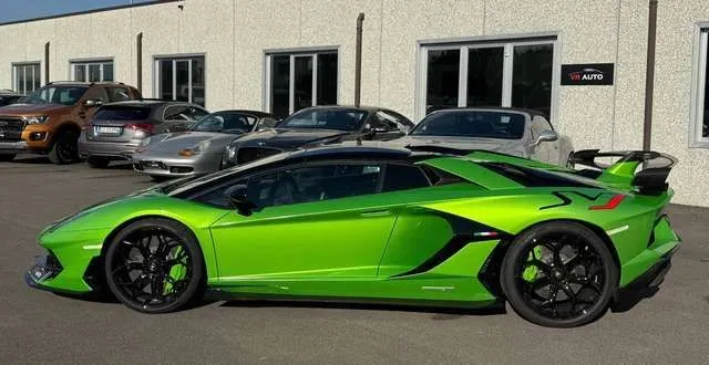 Lamborghini Aventador