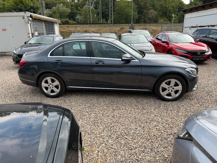 Mercedes-Benz C 220