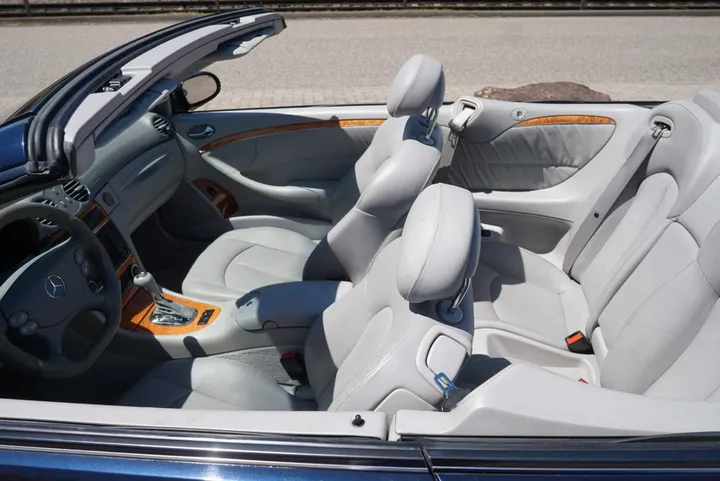 Mercedes-Benz CLK 240