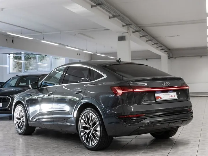 Audi Q8 e-tron