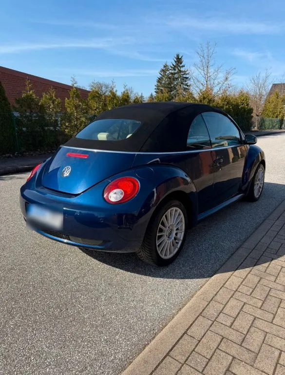 Volkswagen New Beetle