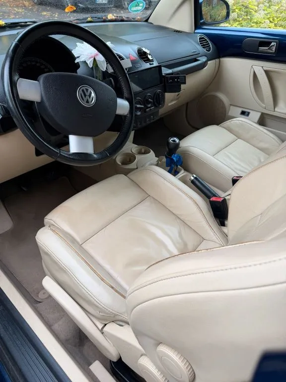 Volkswagen New Beetle