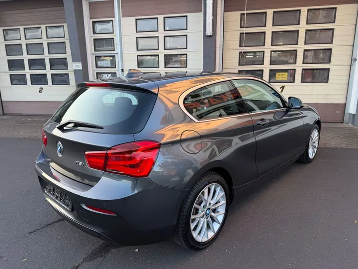 BMW 118