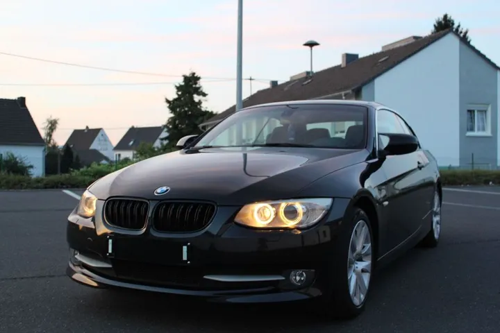 BMW 325