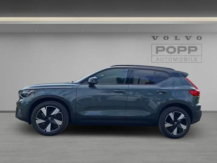 Volvo EX40
